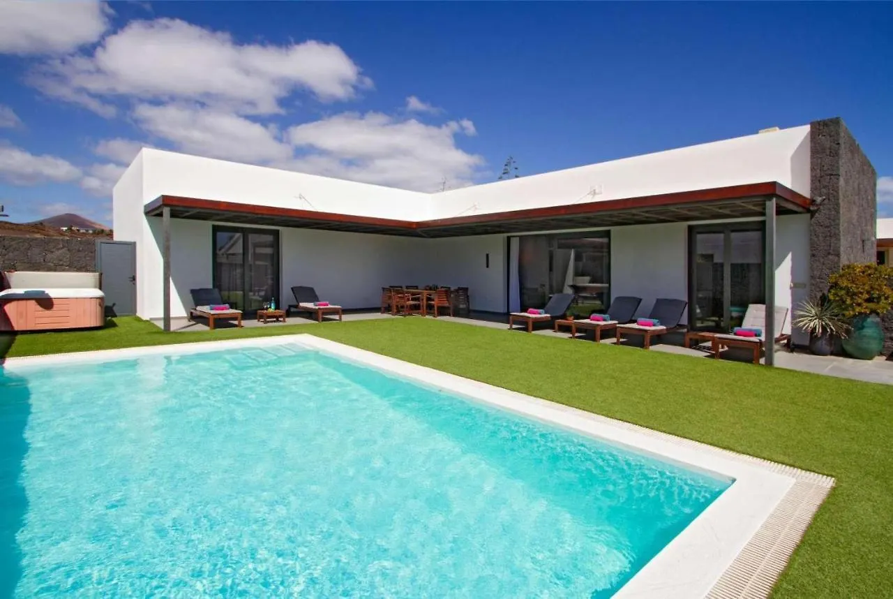 Vila Angelina Puerto del Carmen